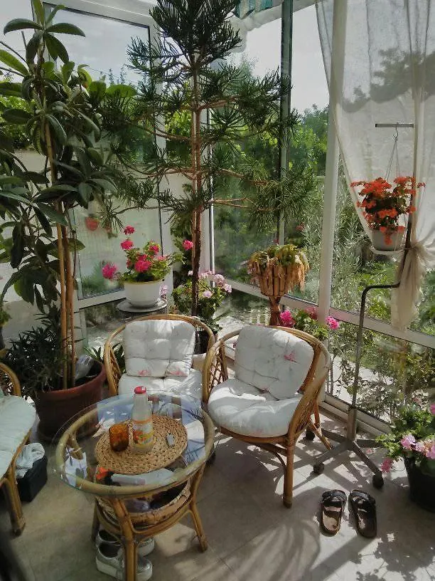 Guest house Вила Карина